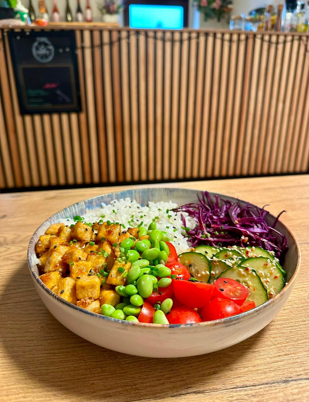 bowl z tofu